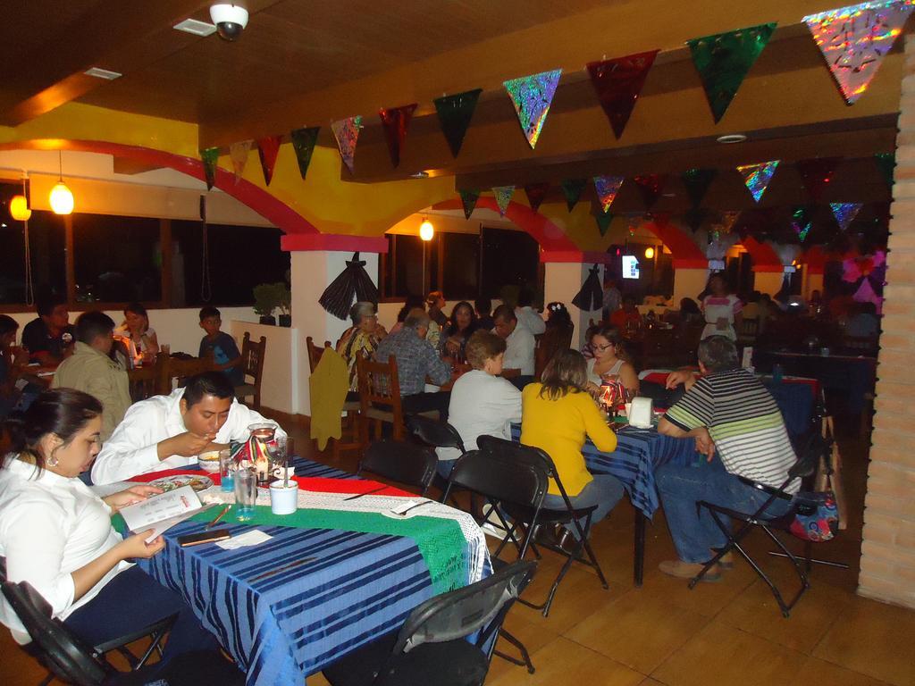 Hotel Villa De Cortez Xicotepec de Juarez Εξωτερικό φωτογραφία